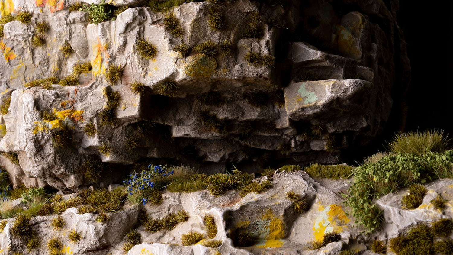 Gamers Grass - Tiny Tufts - Dark Moss